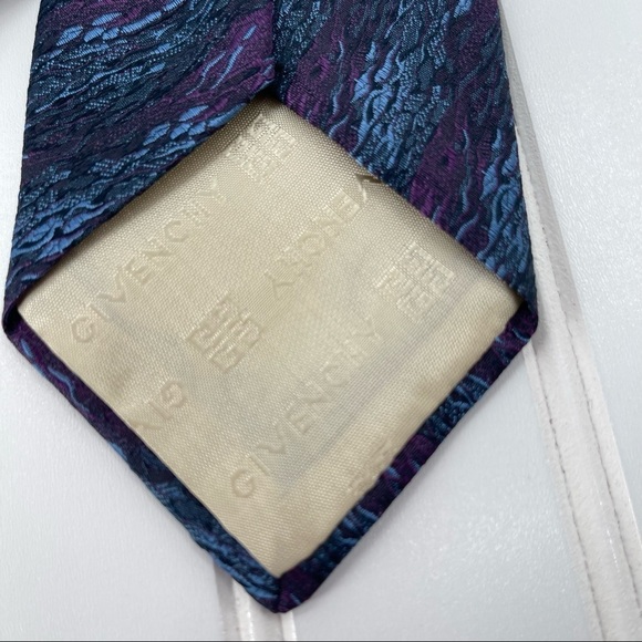 Givenchy Monsieur Vintage Italian Silk Blue and Purple Tie - Picture 6 of 6